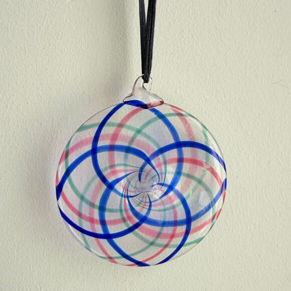 Vintage Vitrix Hand Blown Glass Disc Ornament Signed Spiral Blue Pink Green 1994 - Picture 2 of 8